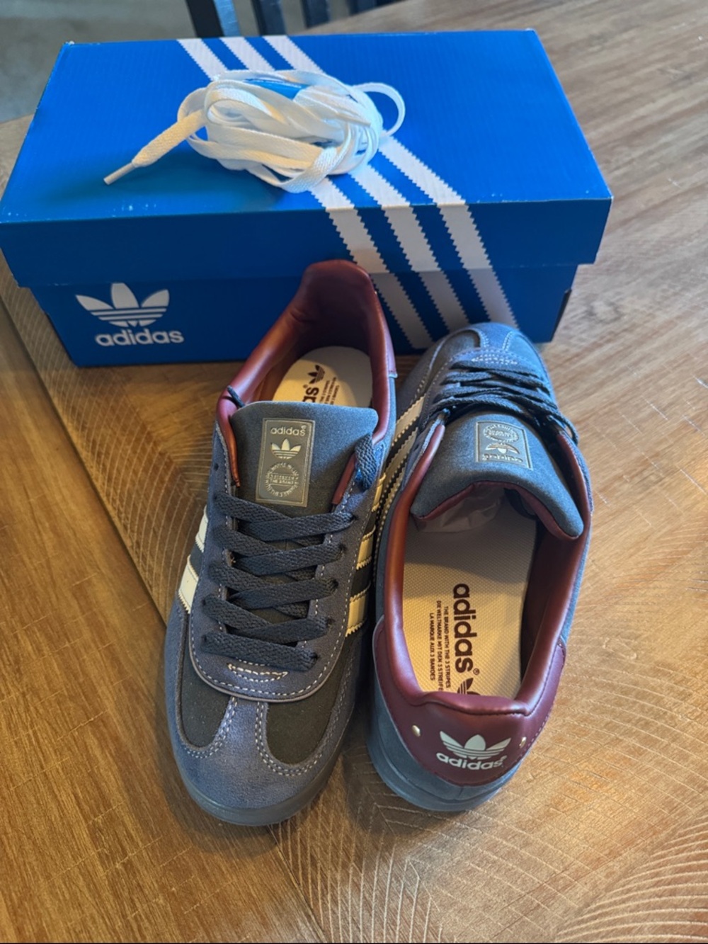 adidas Men’s Navy & Burgundy Low-Top Sneakers